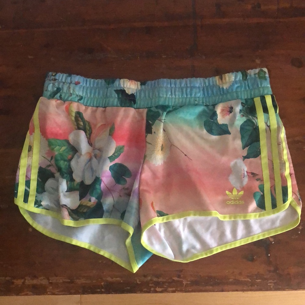 Adidas womens shorts size medium